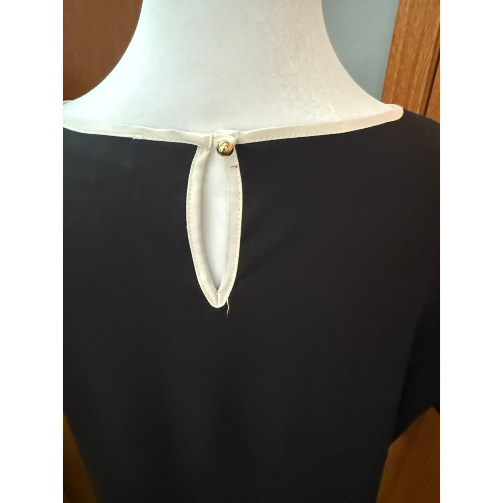 Calvin Klein Short Sleeve Blouse Size L Minimalist - Picture 4 of 7